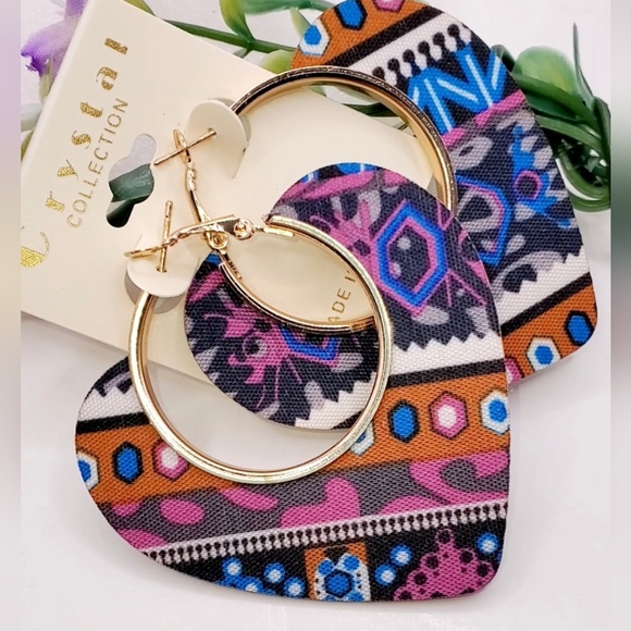 Round wooden earrings, heart-shaped wood and alloy earrings 2.5 inches - Picture 2 of 3